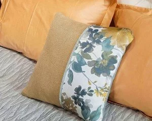 Декоративная подушка Имола